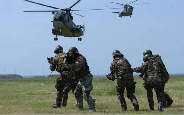 Gli Incursori dell’Aeronautica Militare il 17° Stormo in azione